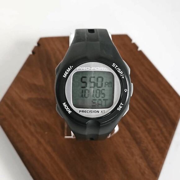 Pro-form Precision XT Mens Black Sport Watch New Battery - Picture 1 of 5